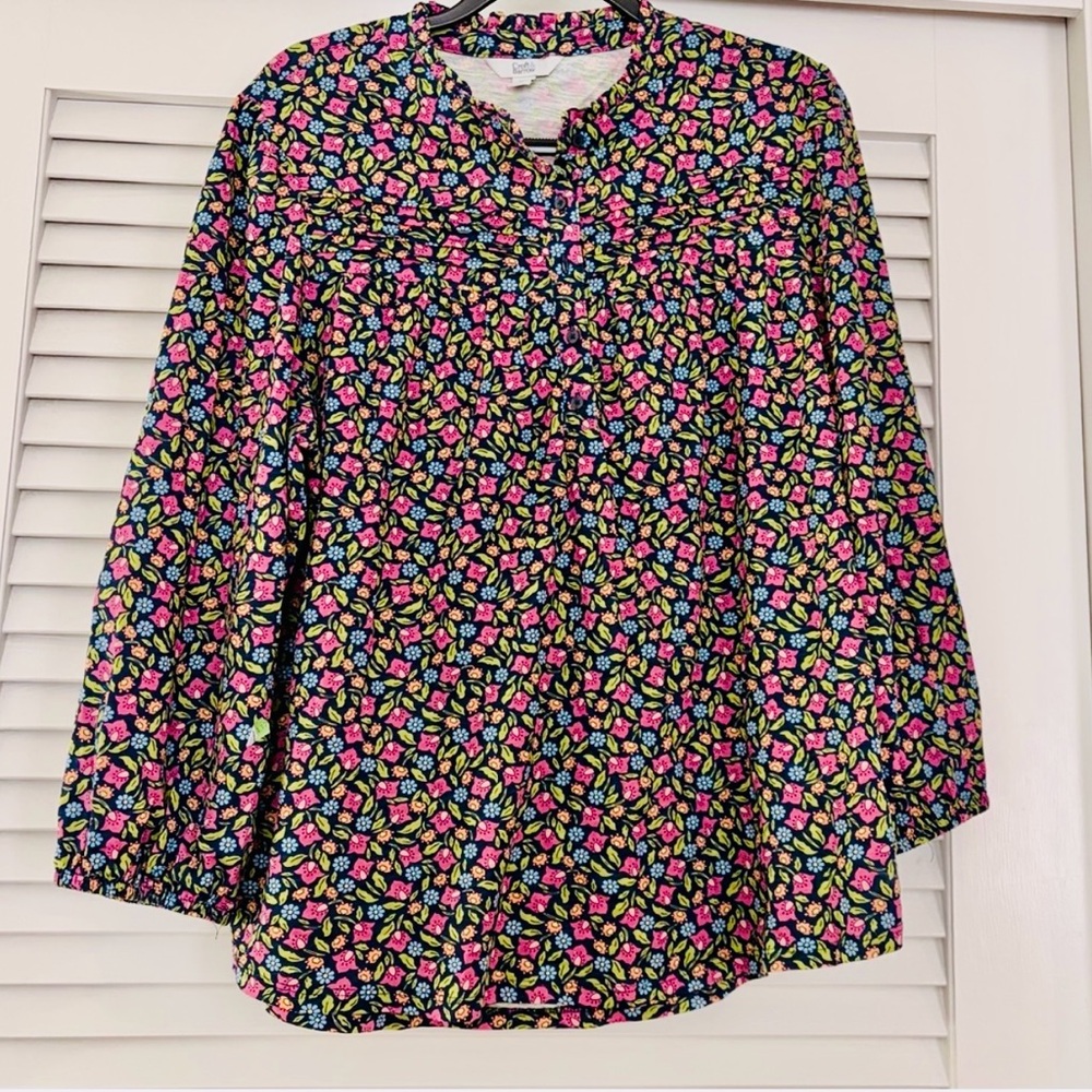 Croft & Barrow Navy Floral 1/2 Button-Front Blouse with Pink & Green Print